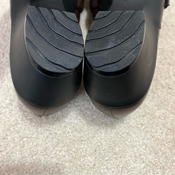 Dansko Brown Leather Slip On Nursing Medical Wedge Shoes - Picture 11 of 16